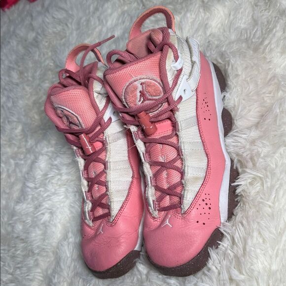 Jordan Kids Sneakers in Pink and White - Picture 3 of 6